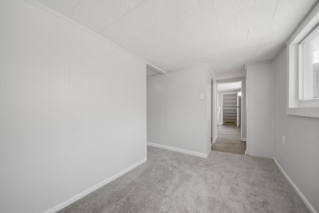 40 North St, Lowell, MA 01852