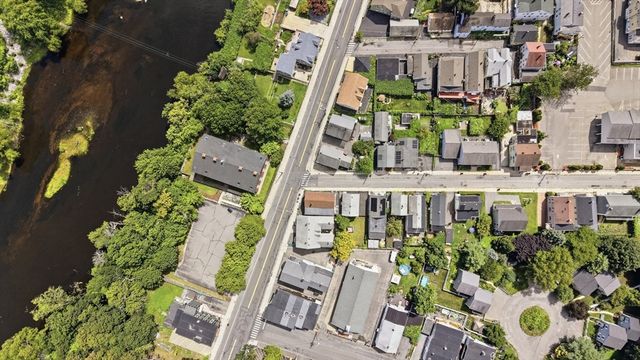 40 North St, Lowell, MA 01852