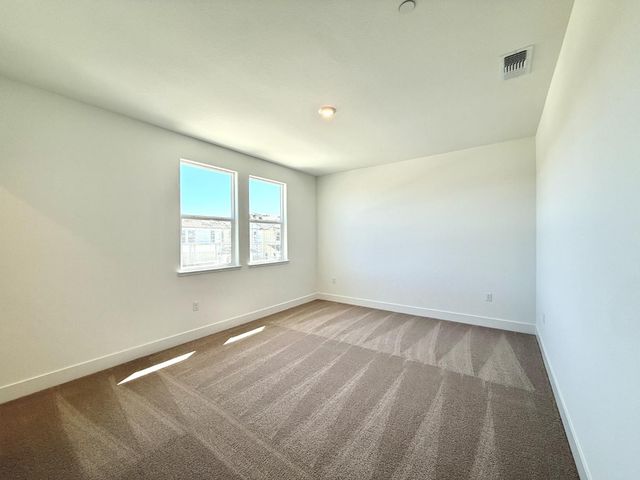 10124 Keynote St, Roseville, CA 95747