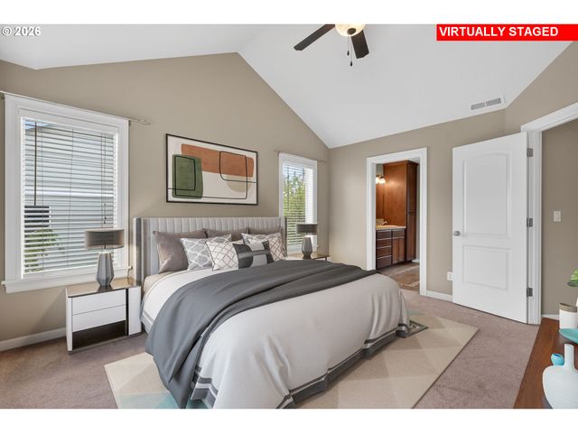 14533 WALNUT GROVE Way, Oregon City, OR 97045