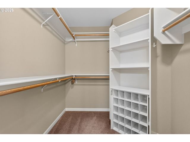 14533 WALNUT GROVE Way, Oregon City, OR 97045