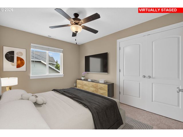 14533 WALNUT GROVE Way, Oregon City, OR 97045