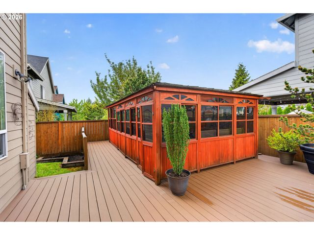 14533 WALNUT GROVE Way, Oregon City, OR 97045