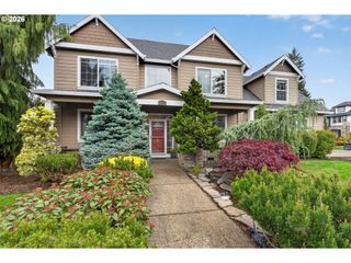 14533 WALNUT GROVE Way, Oregon City, OR 97045