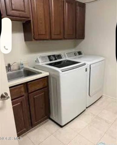 230 Adams Street, Defiance, OH 43512