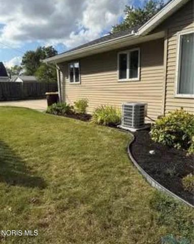 230 Adams Street, Defiance, OH 43512