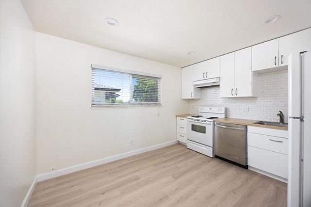 1395 Ontario Lane, Campbell, CA 95008