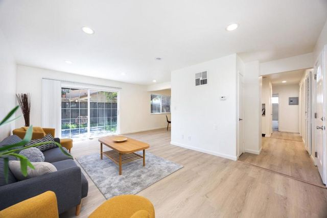 1395 Ontario Lane, Campbell, CA 95008