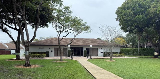 2720 S Oakland Forest Drive 1210, Oakland Park, FL 33309