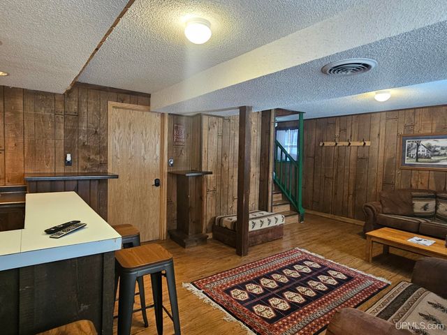 477 Sundance Road, Wakefield, MI 49968