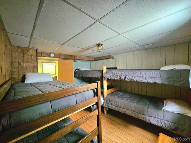 477 Sundance Road, Wakefield, MI 49968