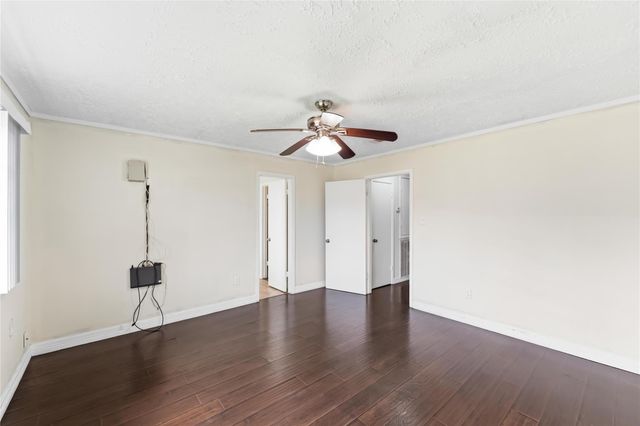 3415 Honey Creek Drive, Houston, TX 77082