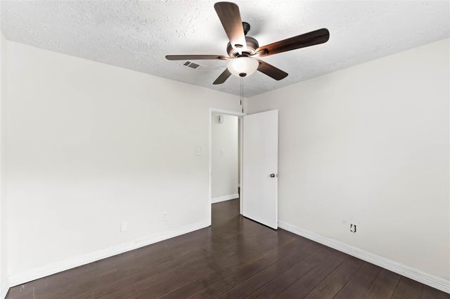 3415 Honey Creek Drive, Houston, TX 77082