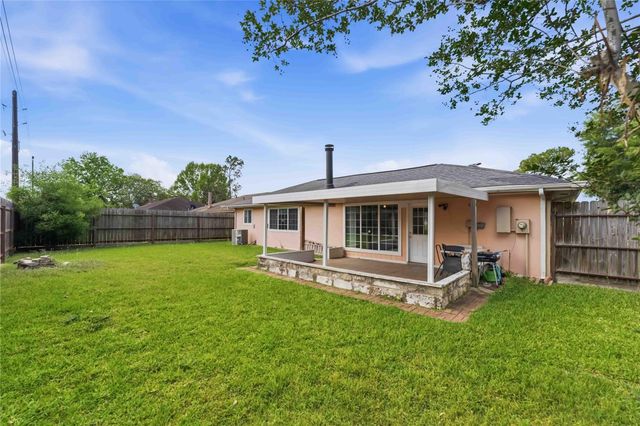 3415 Honey Creek Drive, Houston, TX 77082