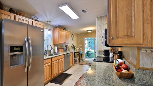 380 MARSH LANDING LOOP, Oak Hill, FL 32759