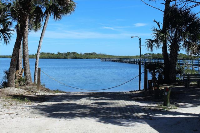 380 MARSH LANDING LOOP, Oak Hill, FL 32759