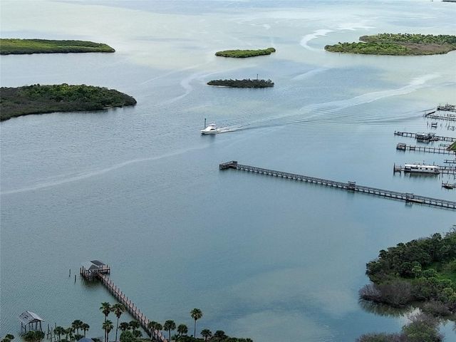 380 MARSH LANDING LOOP, Oak Hill, FL 32759