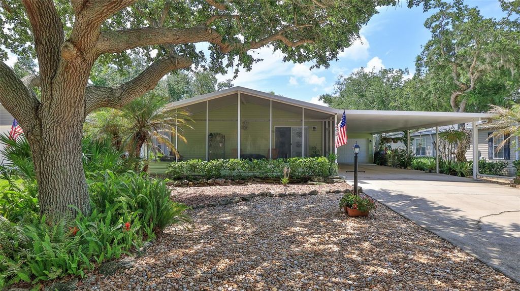 380 MARSH LANDING LOOP, Oak Hill, FL 32759
