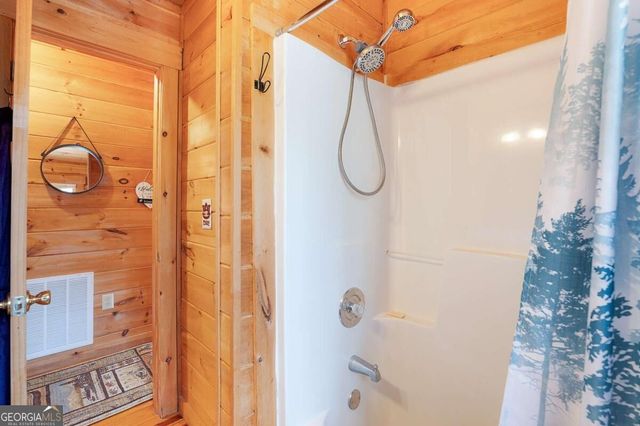 173 Mountain Laurel Lane, Ellijay, GA 30536