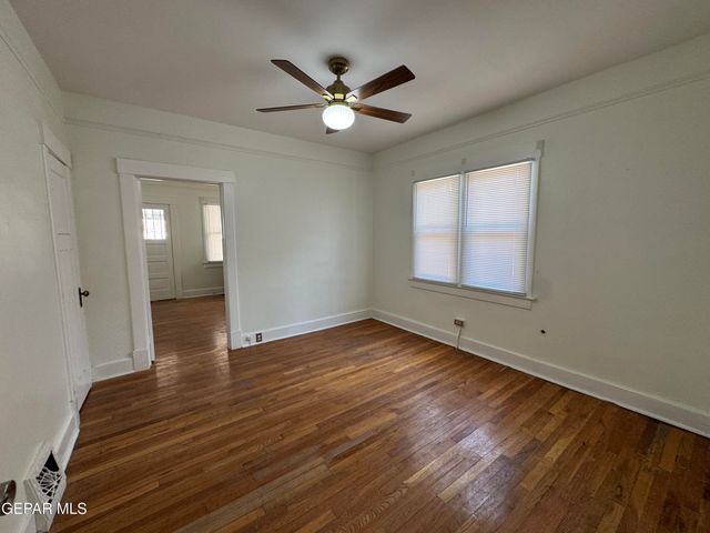 1606 HAWTHORNE Street, El Paso, TX 79902