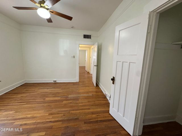 1606 HAWTHORNE Street, El Paso, TX 79902