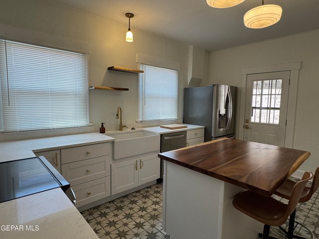 1606 HAWTHORNE Street, El Paso, TX 79902