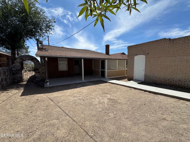 1606 HAWTHORNE Street, El Paso, TX 79902