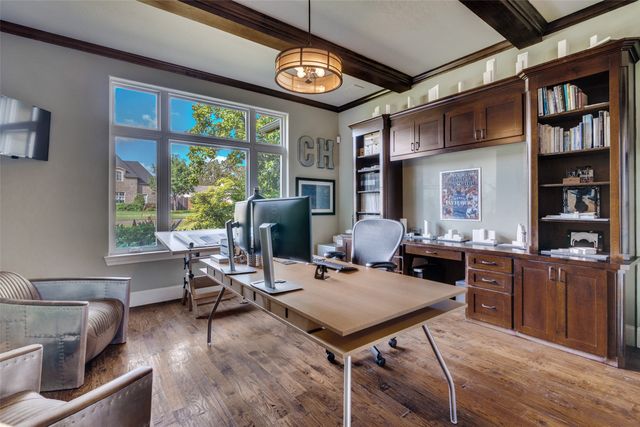 5650 Charlestown Drive, Dallas, TX 75230