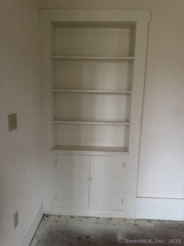 78 Hennequin Road, Columbia, CT 06237