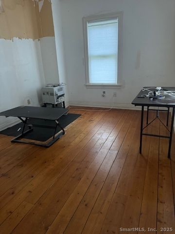 78 Hennequin Road, Columbia, CT 06237