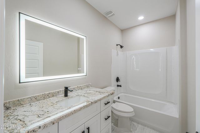 229 E Cedar Avenue, Casa Grande, AZ 85122