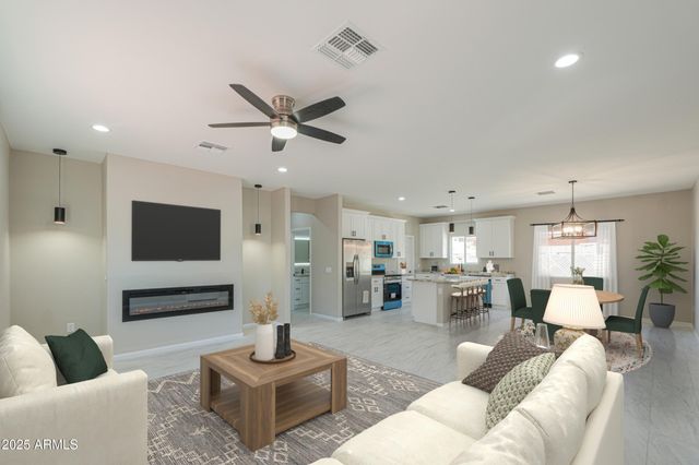 229 E Cedar Avenue, Casa Grande, AZ 85122