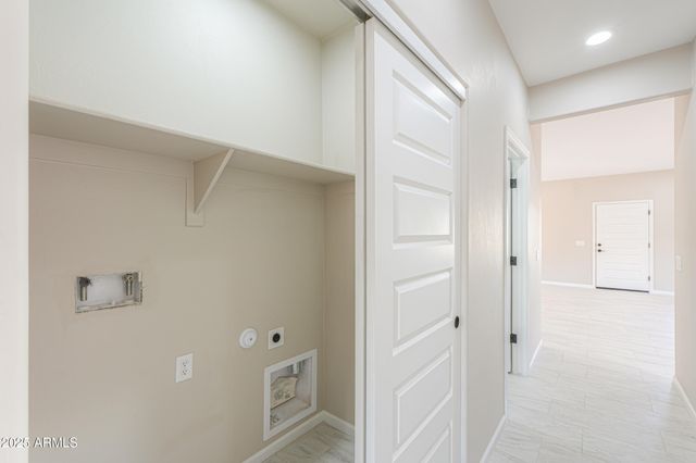 229 E Cedar Avenue, Casa Grande, AZ 85122