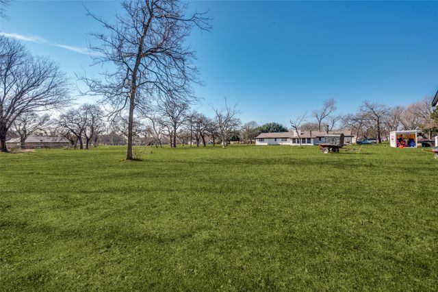 5304 Wildwood Drive, Flower Mound, TX 75028