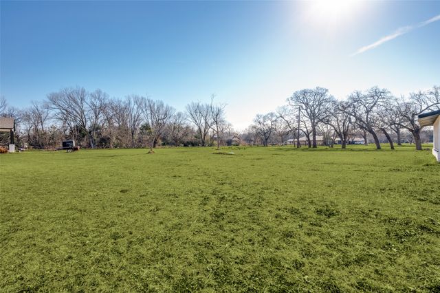 5304 Wildwood Drive, Flower Mound, TX 75028