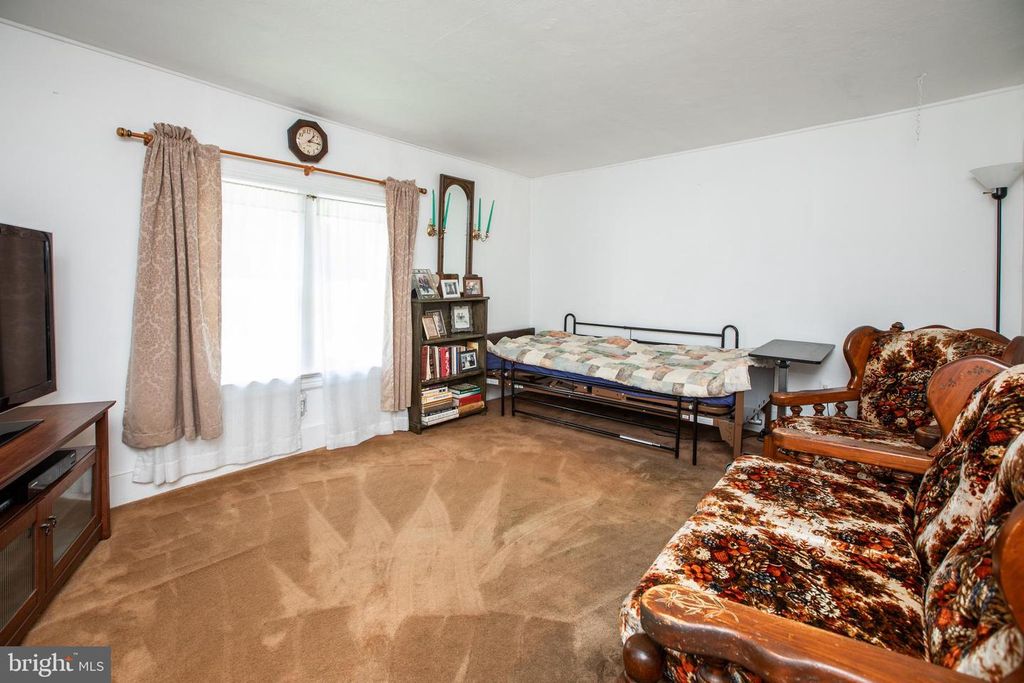 752 GROVEVILLE-ALLENTOWN RD, Hamilton, NJ 08620