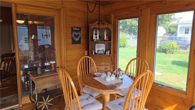 4 Pearl Street, Coventry, RI 02816