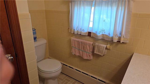 4 Pearl Street, Coventry, RI 02816