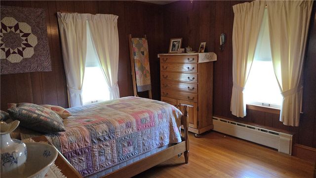 4 Pearl Street, Coventry, RI 02816