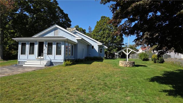 4 Pearl Street, Coventry, RI 02816