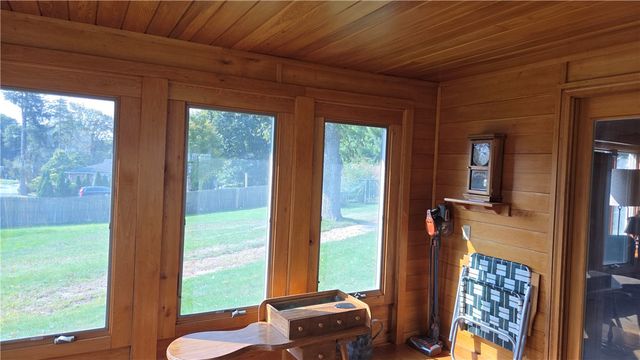 4 Pearl Street, Coventry, RI 02816