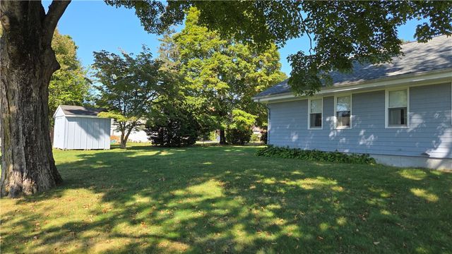 4 Pearl Street, Coventry, RI 02816