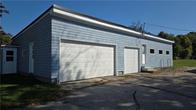 4 Pearl Street, Coventry, RI 02816