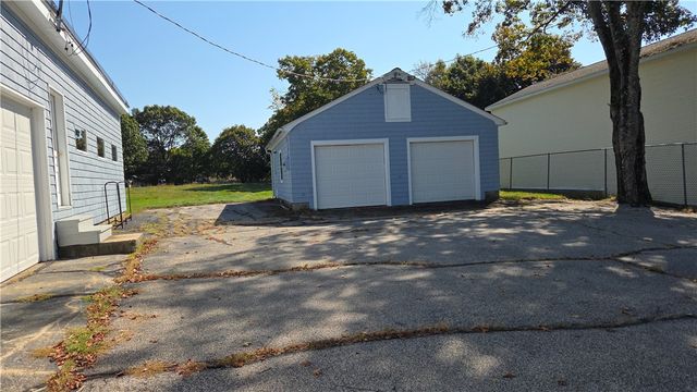 4 Pearl Street, Coventry, RI 02816