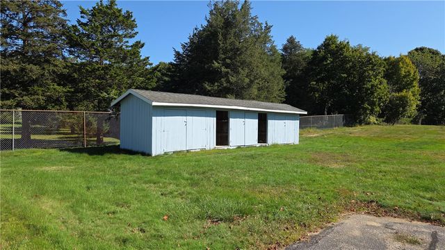 4 Pearl Street, Coventry, RI 02816