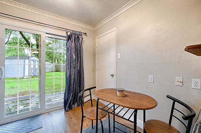 531 Himes Drive, Euless, TX 76039