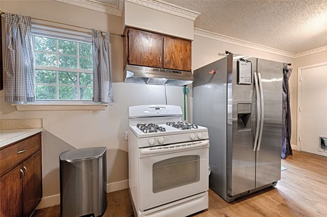 531 Himes Drive, Euless, TX 76039