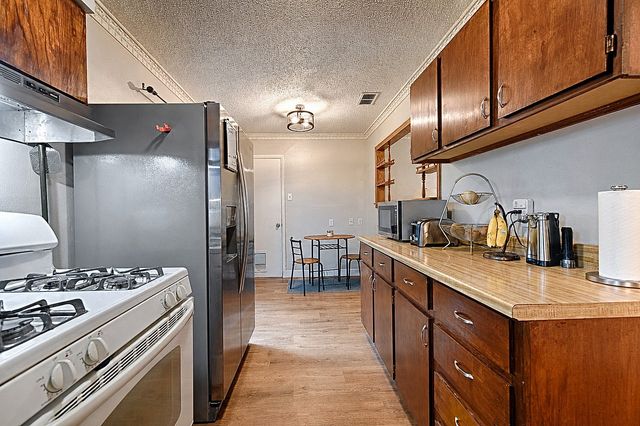 531 Himes Drive, Euless, TX 76039