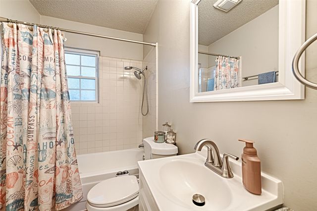 531 Himes Drive, Euless, TX 76039