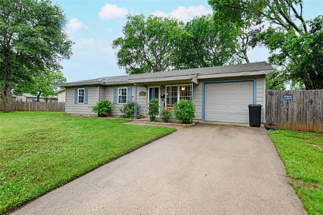 531 Himes Drive, Euless, TX 76039